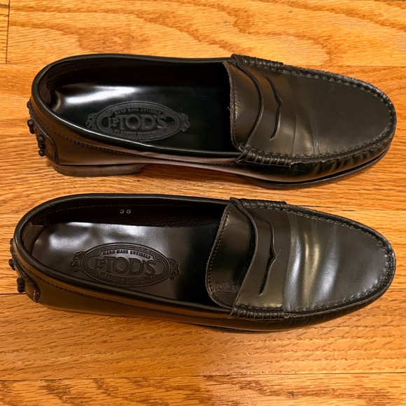 Tod's Leather Loafers - Picture 3 of 7